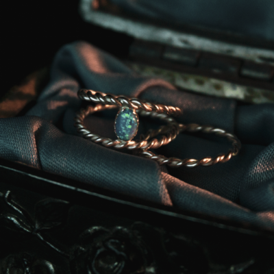Twisted Ring With Opal