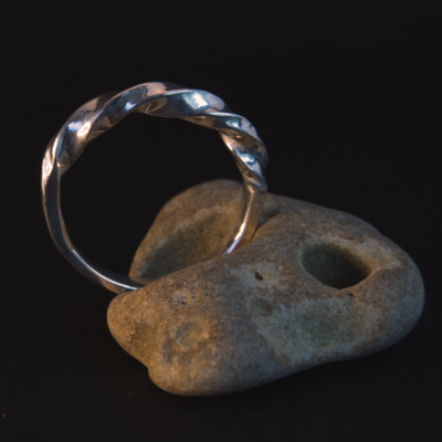 Twisted Bulky Ring - 63