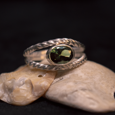 Twisted Green Ring - 54