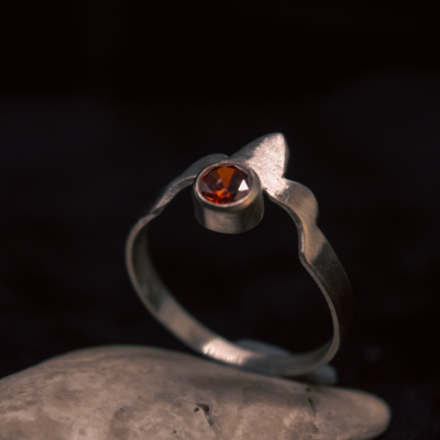Red crown Ring - 59