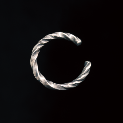 Swirling Pattern earcuff