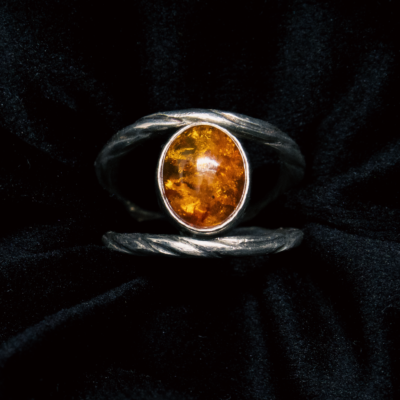 Ancient Amber Ring - 54